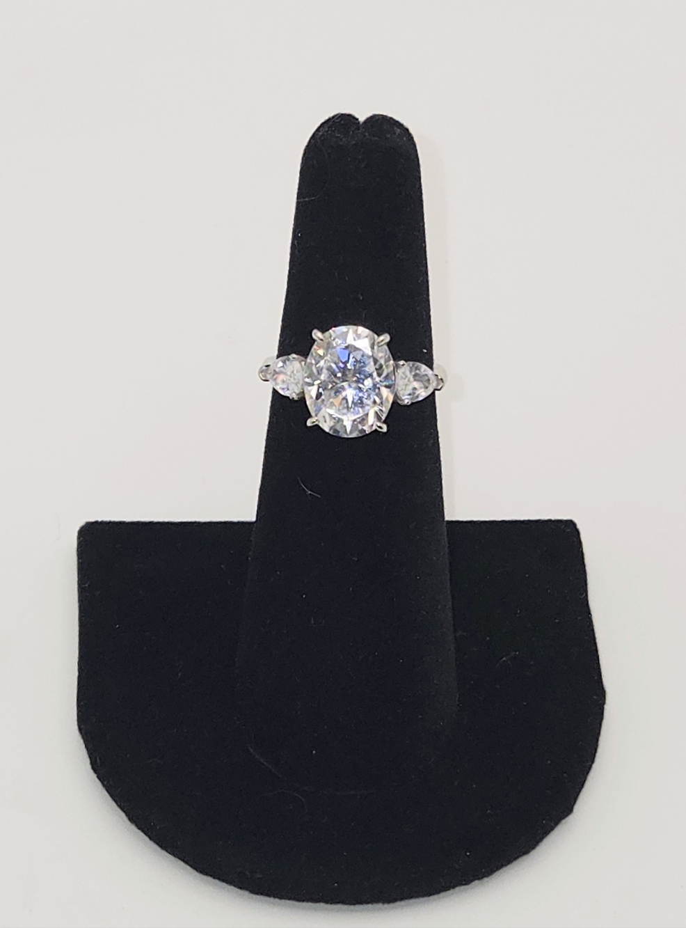 5 ctw 3 stone Moissanite in platinum plated 925 sz 5